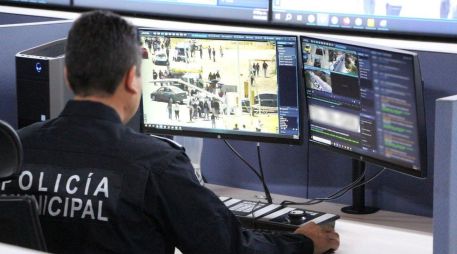 Tlajomulco mantiene un operativo permanente de vigilancia, con la finalidad de inhibir la comisión de delitos mediante la presencia policial, además de detectar vehículos con reporte de robo o con irregularidades. CORTESÍA.