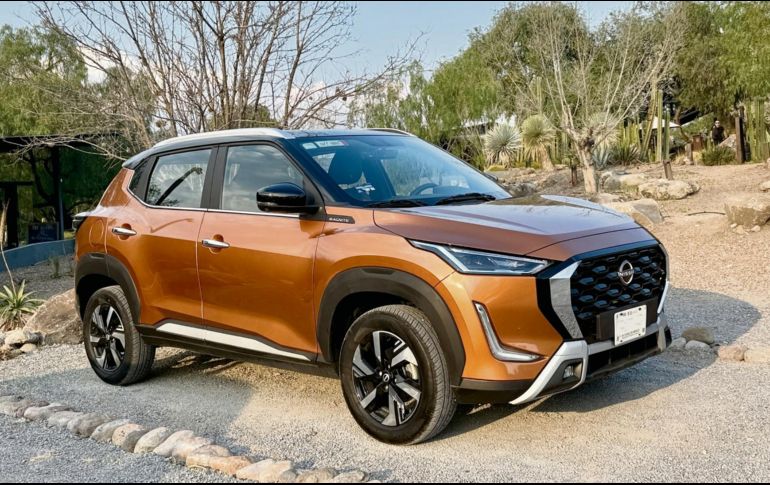 Nissan Magnite. El vehículo cuenta con un motor de tres cilindros con 1.0 litros de desplazamiento. CORTESÍA