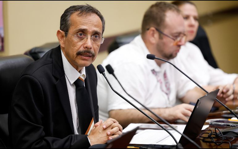 El vocal de Organización Electoral del INE Jalisco prevé un plazo de hasta 10 días para terminar de contar los votos tras segmentarlos por tipo de elección. EL INFORMADOR / H. FIGUEROA