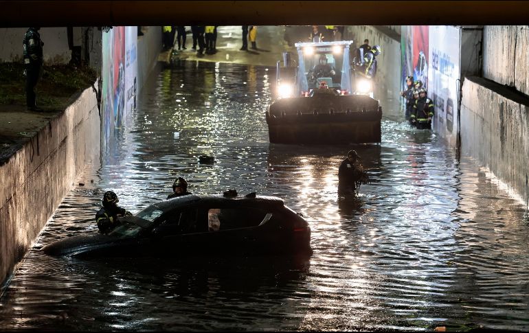 Esta semana la Ciudad de México ha padecido lluvias que han causado inundaciones en varias zonas. SUN/EFE/J. Méndez