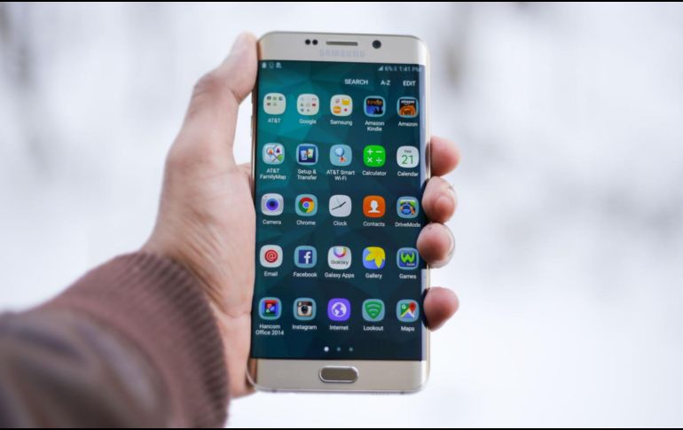 Entre las razones para eliminar las apps están la privacidad, el rendimiento del celular y la productividad. Canva/ESPECIAL
