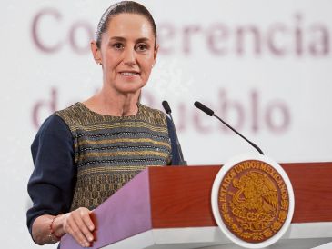 La mandataria mexicana informó: “Es falso que haya alentado protestas violentas. Claramente condeno las manifestaciones violentas. Nuestra posición es la defensa de los mexicanos”. EFE