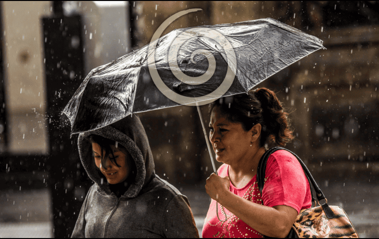 Se prevé que la zona de baja presión al sur de Oaxaca evolucione a ciclón tropical durante el fin de semana, frente a las costas de Guerrero y Michoacán. EL INFORMADOR / ARCHIVO