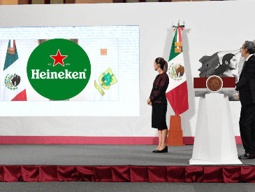 Durante "La Mañanera" de hoy, Oriol Bonaclocha, director general de Heineken en México, anunció millonaria inversión en nuestro país para la creación de una nueva planta. SUN / D. Simón Sánchez / X / @Heineken