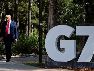 Por medio de su portavoz, el presidente Trump anunció su repentina partida de la Cumbre G7 . EFE/L. MARIN