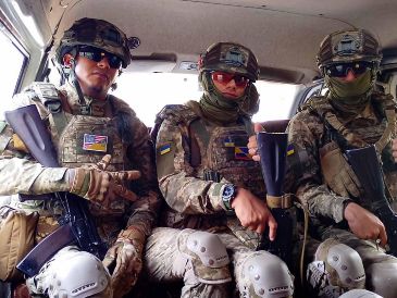 En Ucrania hay al menos 18 expolicías mexicanos fungiendo como mercenarios y 35 más esperan luz verde. SUN