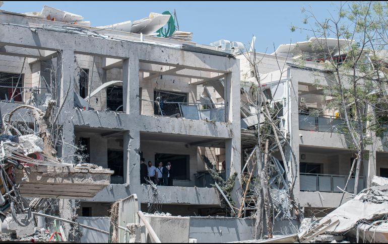 También en Irán, los bombardeos volvieron a retumbar en las calles de Teherán durante la madrugada y en horas de la tarde los proyectiles cayeron sin cesar durante media hora. EFE/ M. GIBELLI