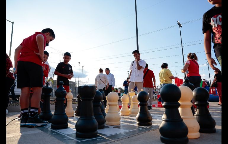 El Alcalde de Zapopan, Juan José Frangie, explicó que esta Colmena será la más grande de las cuatro que ya se tienen. EL INFORMADOR/ H. Figueroa.