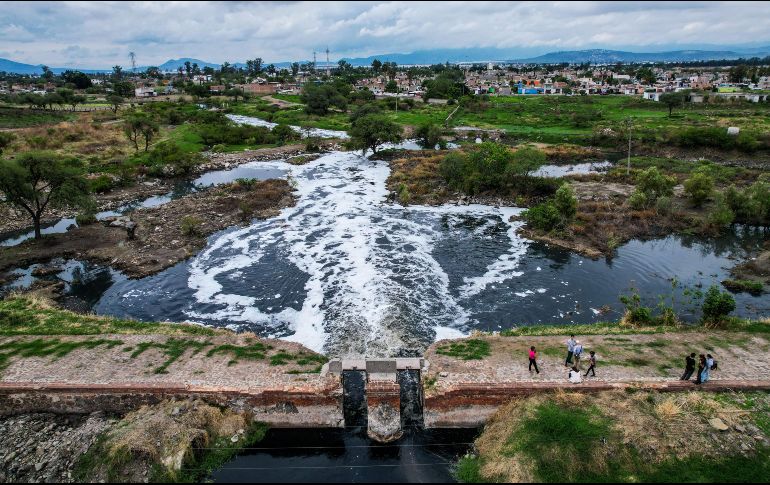 La planta de tratamiento de El Ahogado opera con una capacidad de saneamiento de hasta dos mil 250 litros por segundo. EL INFORMADOR/A. Navarro