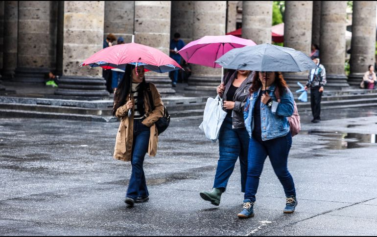 Chubascos tormentosos —con gotas de 12mm— podrían precipitarse en la metrópoli y cubrir hasta un 90% de la región del AMG. EL INFORMADOR / ARCHIVO