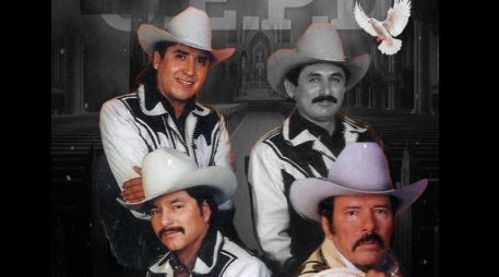 Homero de León hizo lucir su bajo en clásicos de la música norteña como 