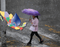 Las lluvias puntuales fuertes a intensas podrían generar incremento en los niveles de ríos y arroyos, deslaves, inundaciones y encharcamientos. SUN / ARCHIVO