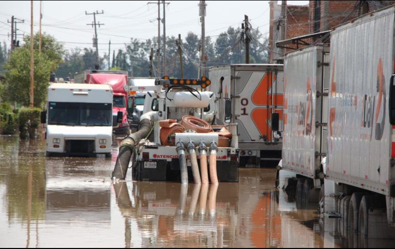 El Ayuntamiento de Tlajomulco realiza acciones preventivas en las inmediaciones del Arroyo Seco. CORTESÍA/Gobierno de Tlajomulco