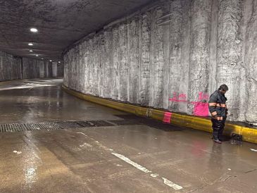 Tras las inundaciones provocadas por la lluvia de las últimas horas, estos túneles de Zapopan han sido reabiertos. ESPECIAL / Coordinación de Protección Civil y Bomberos Zapopan