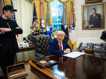 Donald Trump volvió a mencionar su sonado problema público con Elon Musk de hace unas semanas. EFE / ARCHIVO