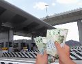 Varias autopistas del país implementarán una modalidad de cobro que dejará atrás el uso de dinero en efectivo. ESPECIAL / NTX y CANVA