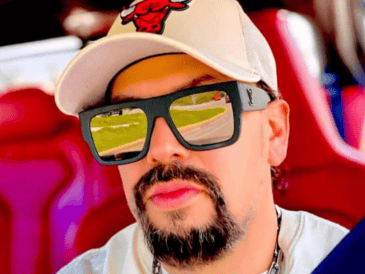 Exesposo de Alicia Villareal es declarado prófugo de la justicia. ESPECIAL / IG / @mtzcruz