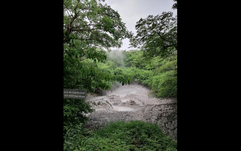 Pailas en Rincón de la Vieja. ESPECIAL/XOCHITL MARTÍNEZ.