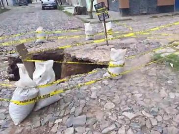 La lluvia de anoche ocasionó entonces que la situación colapsara. ESPECIAL