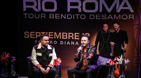 El dúo mexicano Río Roma regresa a Guadalajara con una propuesta escénica que va más allá de la música. EL INFORMADOR / A. Navarro