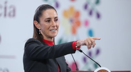 La presidenta también criticó las declaraciones emitidas por el abogado de Guzmán López, señalando que resultan ofensivas hacia la institución presidencial. EFE / ARCHIVO