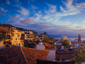 Se esperan lluvias puntualmente intensas en las regiones del occidente, el centro, el sureste y en la Península de Yucatán; por ahora, hay poca posibilidad de que la lluvia se precipite en Puerto Vallarta. EL INFORMADOR / ARCHIVO