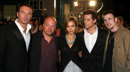 Julian fue cremado y sus cenizas entregadas a su esposa, Kelly y a su hija Maddison, fruto de su matrimonio con la actriz Brooke Burns. EFE/ARCHIVO