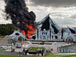 Algunas hipótesis apuntan a que el incendio pudo originarse por un fallo al probar los cañones de pirotecnia, ya que se escucharon detonaciones. ESPECIAL