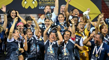 El club hidalguense consiguió su primer título del Circuito Rosa, tras vencer a América en la Final y ahora consiguió levantar su primer Campeón de Campeonas a escasos dos meses. IMAGO7.