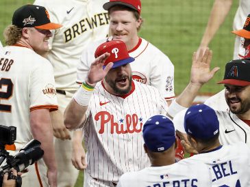 Un promedio de siete millones de televidentes en EU sintonizó el clásico de la MLB. EFE/E. Lesser