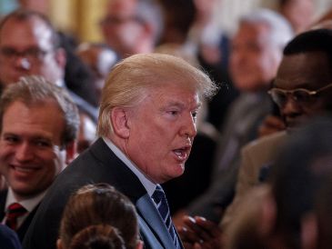 Aunque los despidos fueron menos severos de lo que muchos temían, son una gran preocupación para los empleados que están siendo asignados con deberes adicionales. EFE/ ARCHIVO