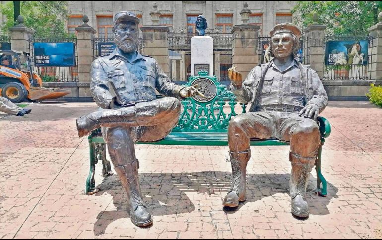Las estatuas de Fidel y el “Che” permanecen en resguardo por la alcaldía Cuauhtémoc. EL UNIVERSAL