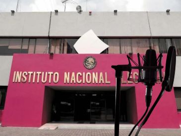 El Informe del GGTIC subraya que la ausencia de lineamientos técnicos claros en el uso de IA abre la puerta a posibles riesgos como suplantación de identidad, desinformación o pérdida de confianza pública. SUN / ARCHIVO