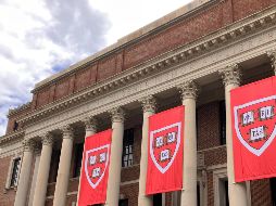 La Administración de Trump anunció que congelaría más de 2 mil millones de dólares en fondos federales para la Universidad de Harvard. EFE/ARCHIVO