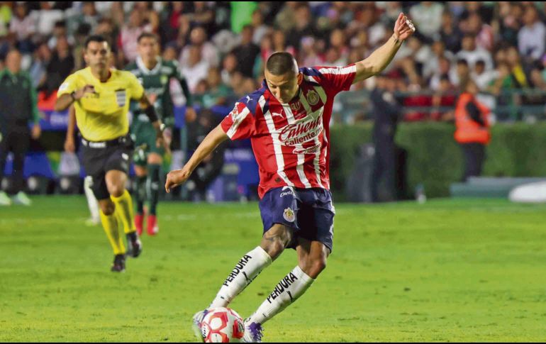 Aunque ha trabajado pocos días bajo las órdenes de Gabriel Milito, Roberto Alvarado afirma que el Rebaño va por buen camino. IMAGO7