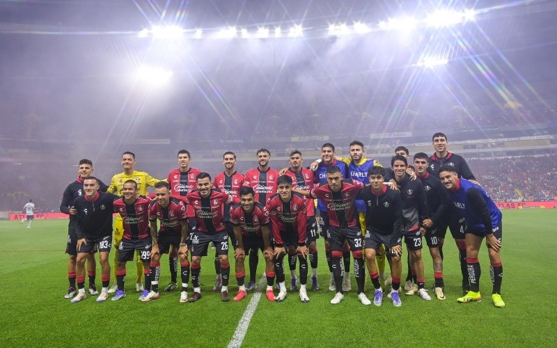 Jugadores de Atlas, en la previa del partido de la J2 del Torneo Apertura 2025. IMAGO7