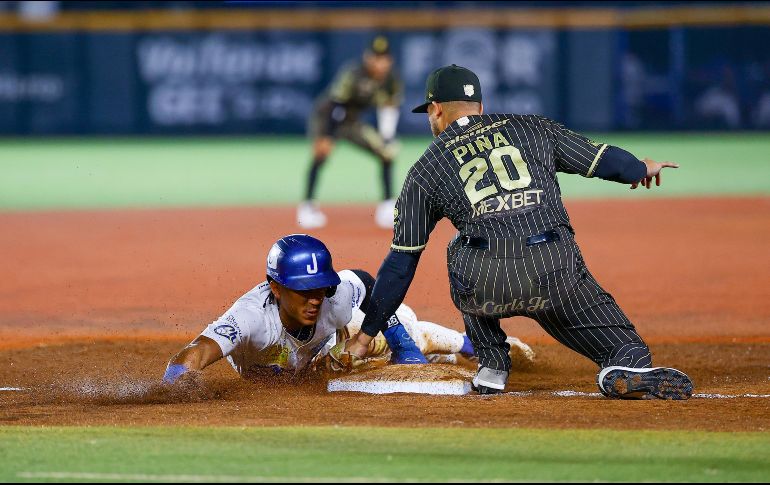 Los Charros igualaron el récord de bases robadas en una temporada al llegar a 194 en el último juego de la temporada regular. CORTESÍA/Charros de Jalisco