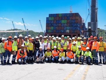 Los puentes Tepalcates II, Presa Trancas y El Chical serán complementados con la ampliación del puerto de Manzanillo. X/Claudiashein