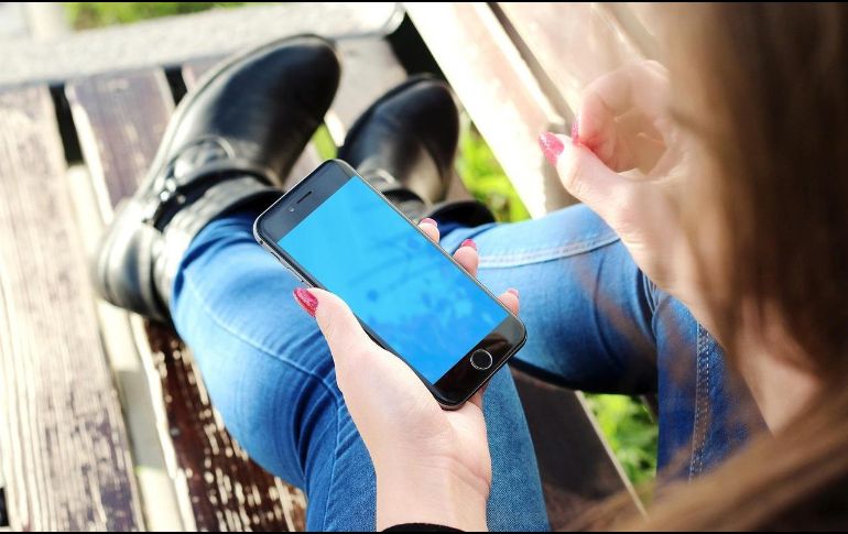 Ahorrar datos móviles no solo ayuda a extender tu plan mensual, sino que también te permite mantener el control sobre tu dispositivo. Pixabay