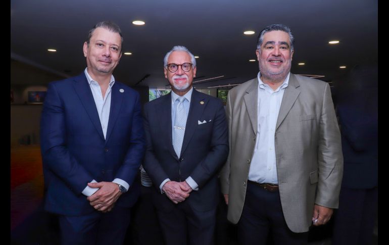 Ernesto Bermúdez, Rodolfo de Paul y Alejandro Muñoz. GENTE BIEN JALISCO / C. Jimeno