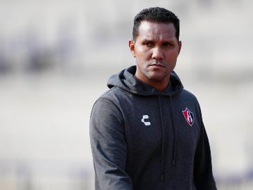 La práctica se desarrolló con normalidad, enfocándose en aspectos tácticos y de orden defensivo. IMAGO7.