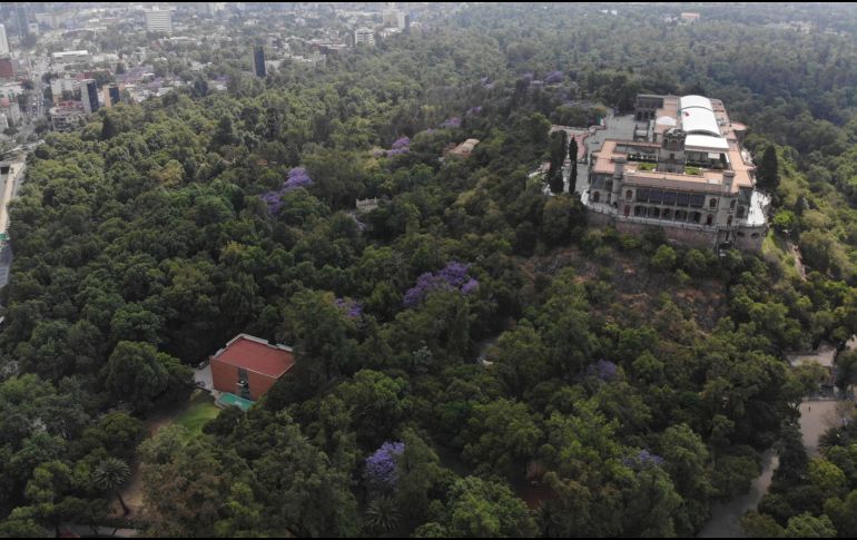 La Fuente de Tláloc está ubicada en el Bosque Chapultepec, la cual es un gran atractivo para los turistas. NOTIMEX