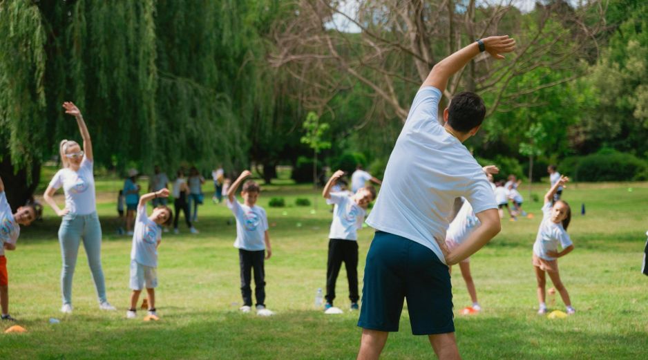 Lo más adecuado es consultar a un profesional de la salud que pueda indicar el tipo de ejercicio que es más conveniente. ESPECIAL / CANVA