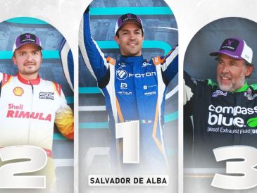 La victoria de Salvador de Alba no solo lo afianza como puntero, sino que también lo coloca como figura estelar del automovilismo mexicano. X/ @SuperCopaMex.