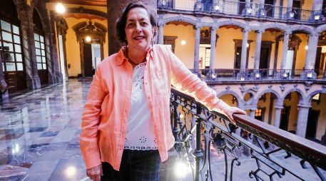 Carmen Villoro. La autora jalisciense presentó una obra que retrata lo absurdo de la vida diaria. CORTESÍA