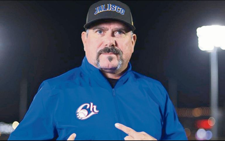 Con el equipo en semifinales, el estratega albiazul pidió a la afición aliento en los próximos juegos. ESPECIAL