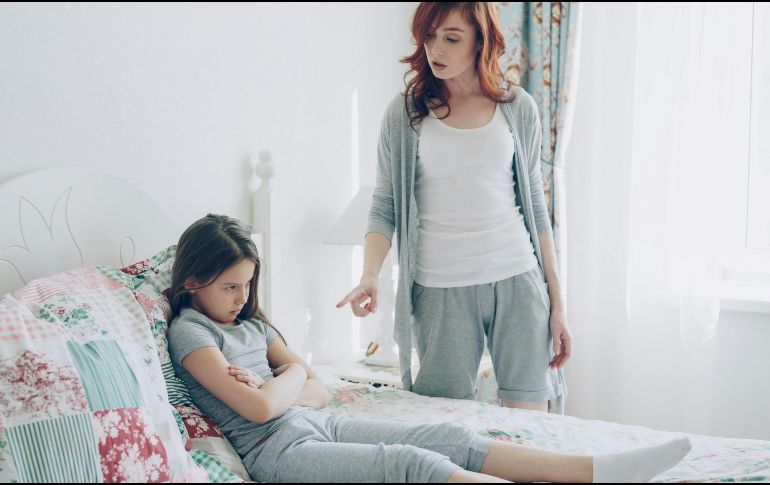 Los psicólogos advierten que ciertas frases, pueden dañar la autoestima de tus hijas o hijos. UNSPLASH/ V. Gariev