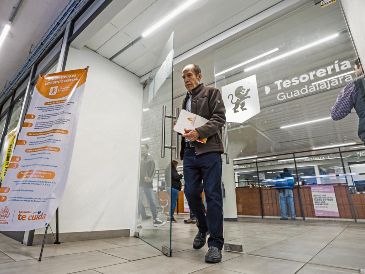 Adultos mayores, personas con discapacidad, jefas de familia y cuidadores podrán recibir descuentos que irían del 50% al 80% en sus pagos del impuesto predial. EL INFORMADOR/A. Navarro