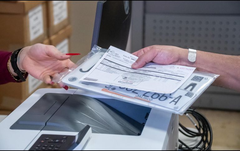 Las sanciones por no portar los nuevos diseños de placas en Jalisco comenzarán a aplicarse a partir del 1 de enero del 2026. ESPECIAL/Gobierno de Jalisco