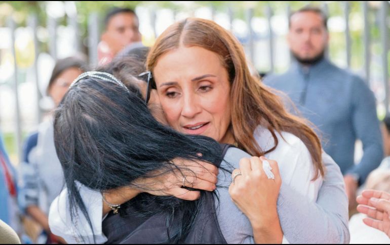 Maye Villa. La presidenta del DIF Jalisco, acompaña a familiares de personas desaparecidas en jornadas de apoyo emocional y psicológico. ESPECIAL